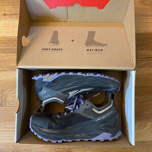 Altra Olympus 5, size 6.5